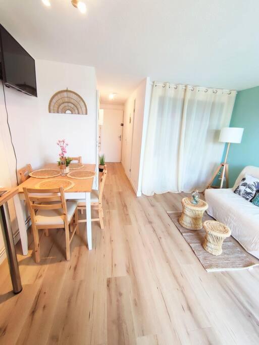 L'Escapade : Charmant T2 -Parking Gratuit, Piscine, Wifi, Clim Gruissan Buitenkant foto